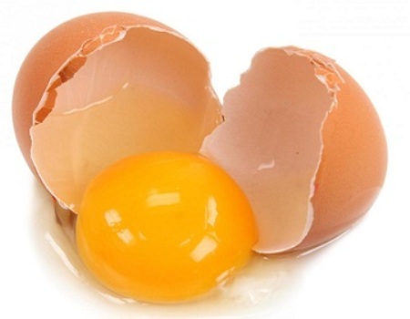 Nâng ngực nhờ trứng gà chỉ là giải pháp tạm thời.